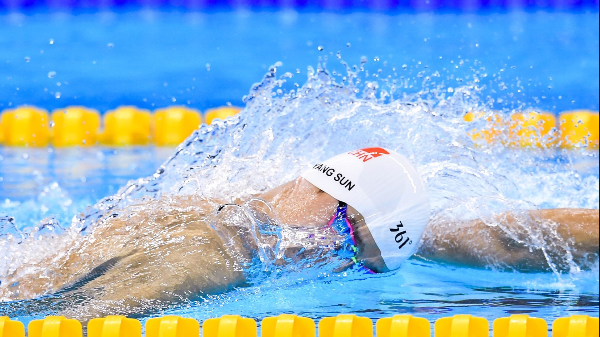 文班亚马，当未来巨兽在勇士的枪林弹雨中降生